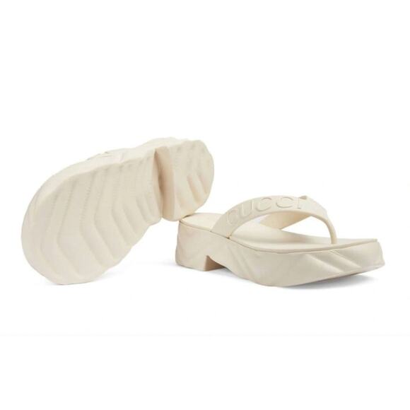 Gucci Tarifa Debossed Rubber Logo Platform Thong Sandal Mystic White 39 - Picture 1 of 6